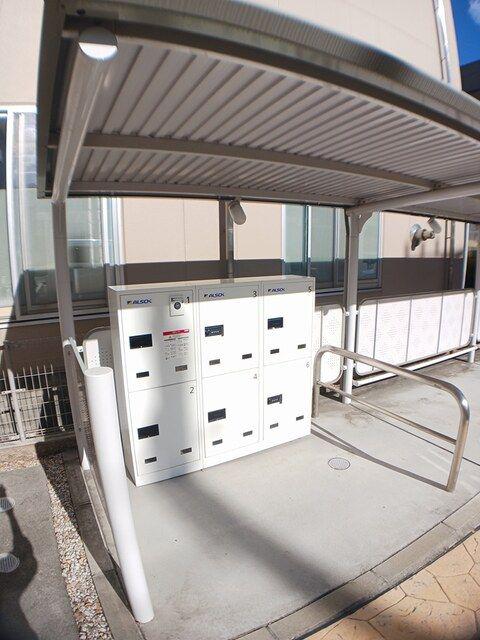 ラインズ山田町