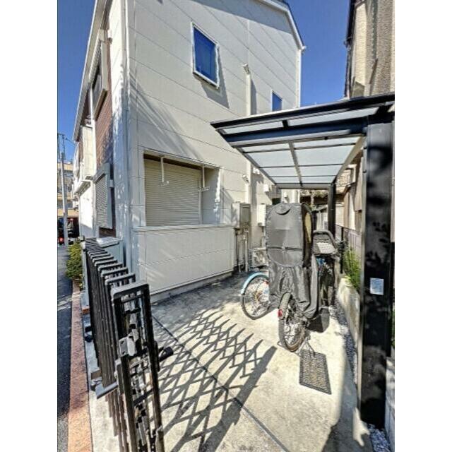 URBAN VILLA