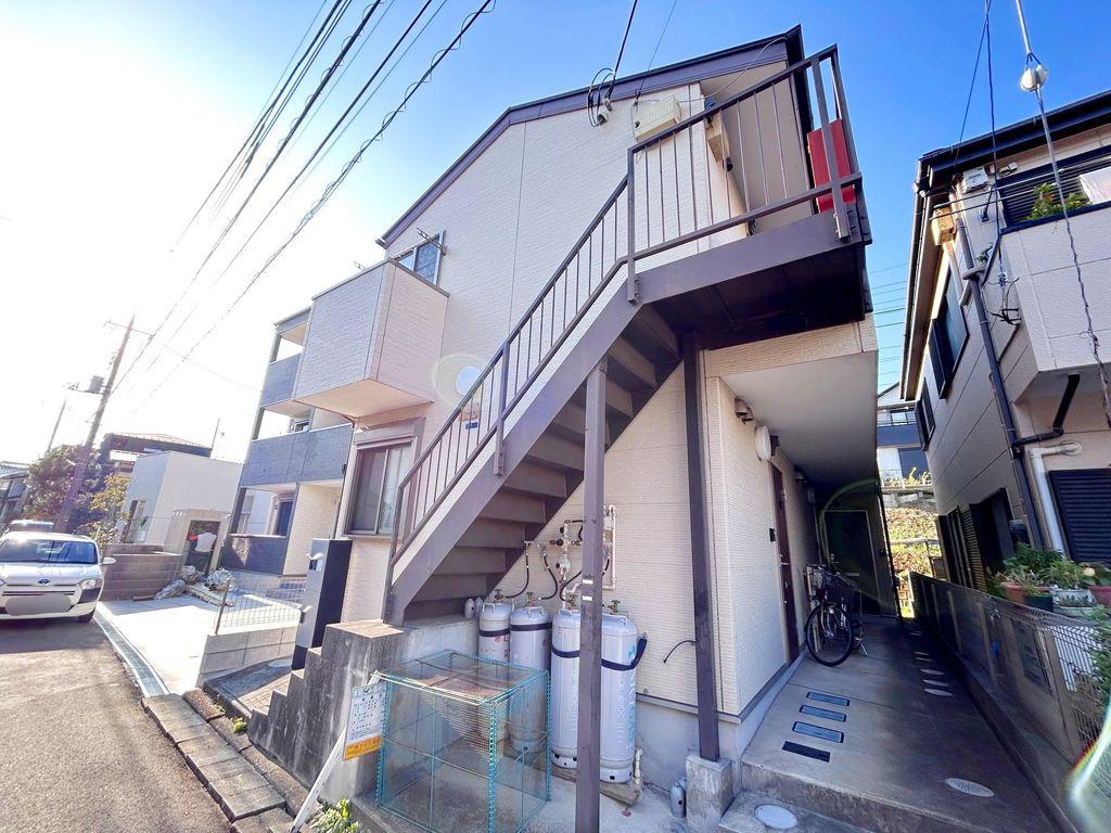 IDEAL HOUSE