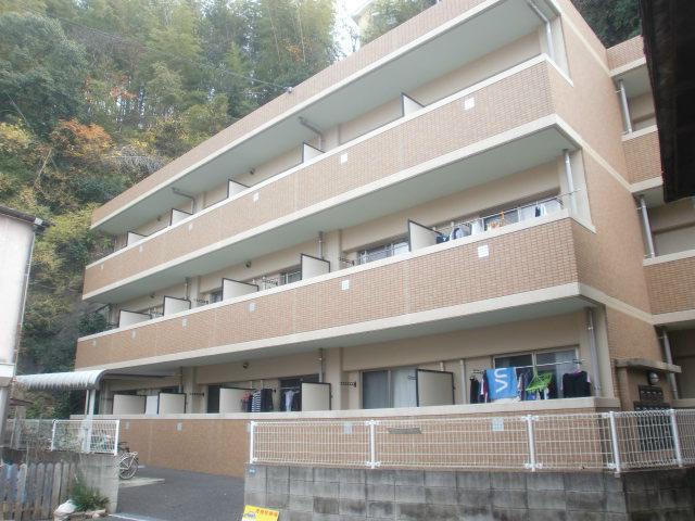 アンプルール・べトン扇町(1K/1階)