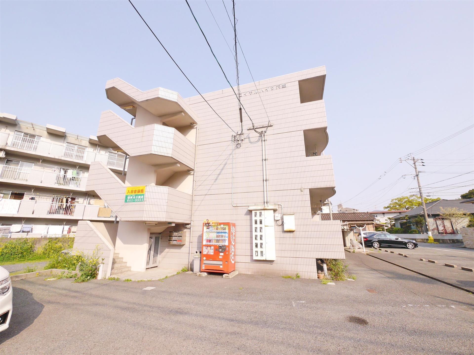 ロイヤルハイツ穴生
