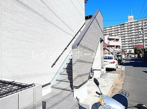 シャンティ八柱