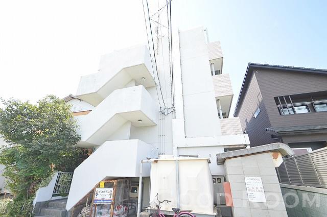 メゾン三軒屋