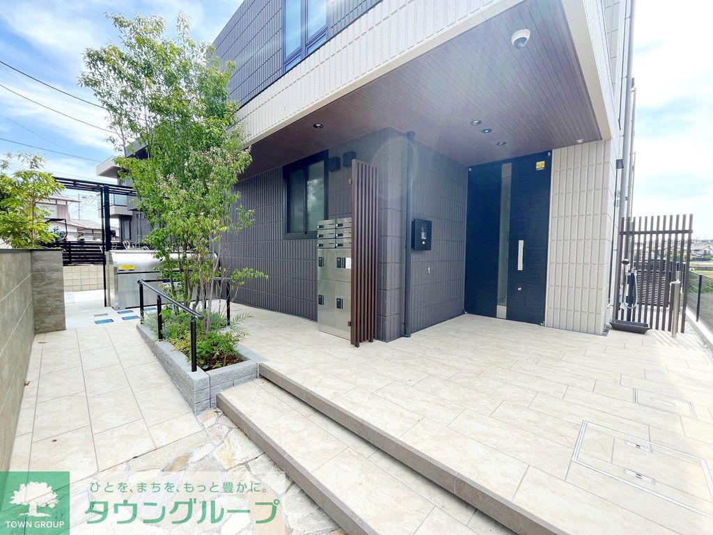 YS F RESIDENCE II