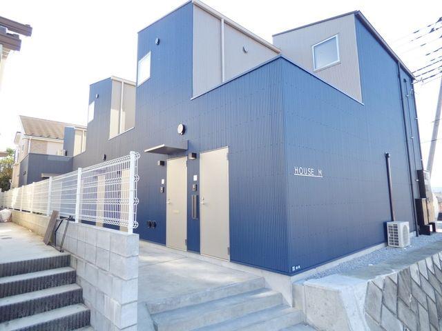 HOUSE M