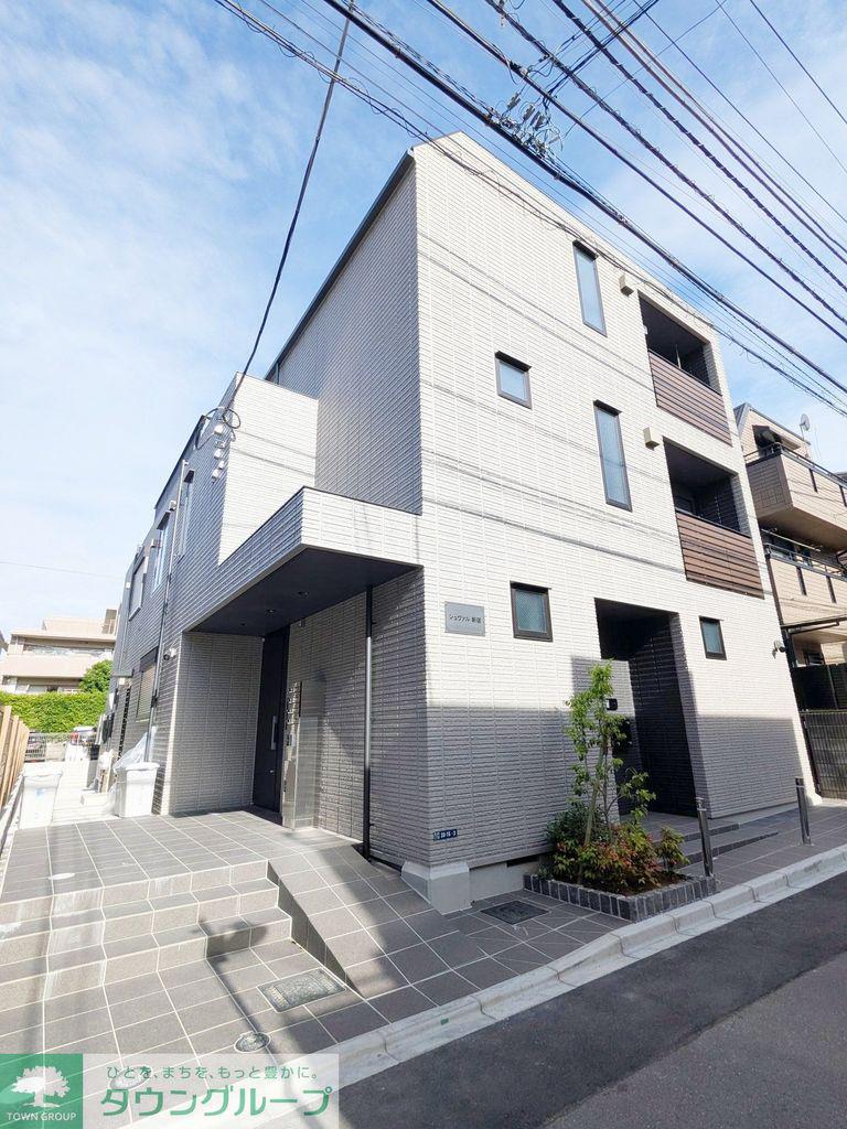 シュヴァル新宿