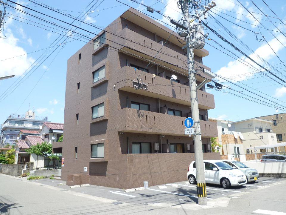 ＪＲ鹿児島本線 鹿児島中央駅 徒歩9分 4階建 築23年