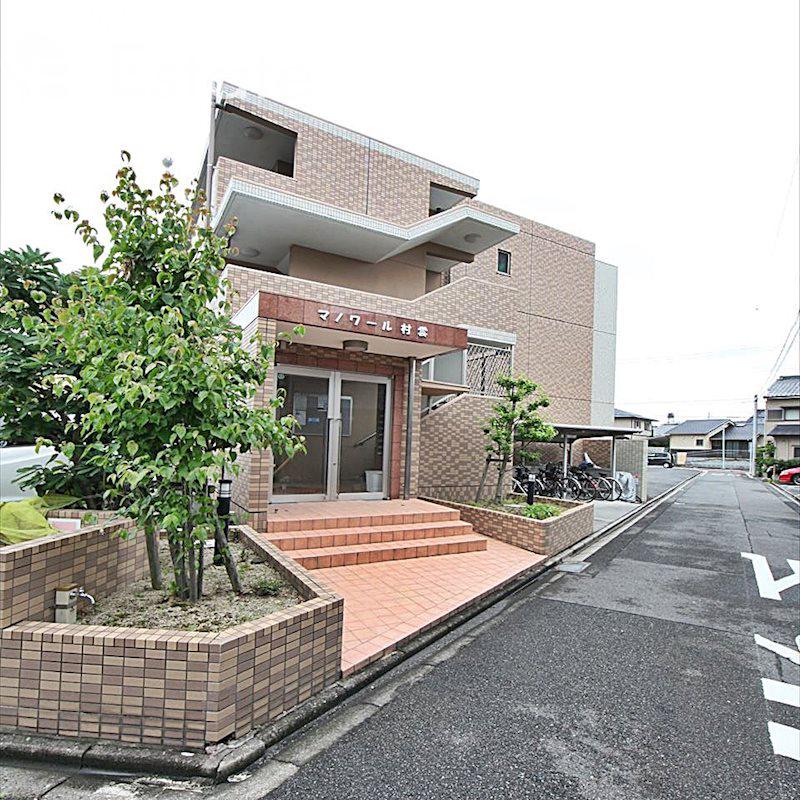 マノワール村雲