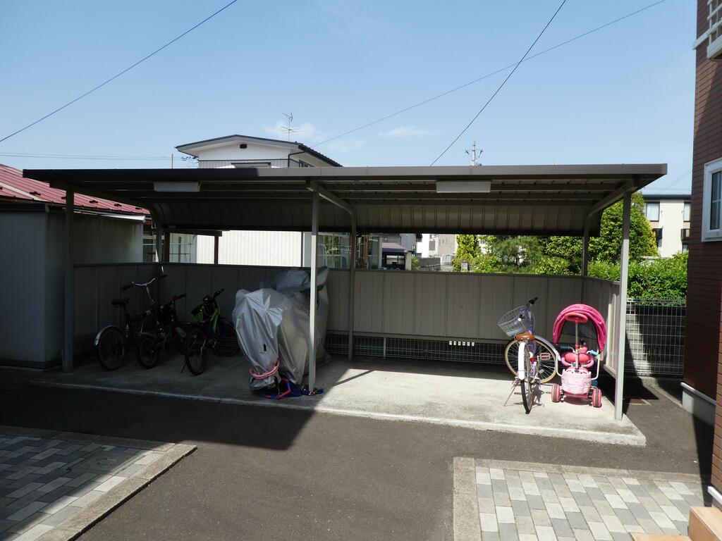 グランプラスB