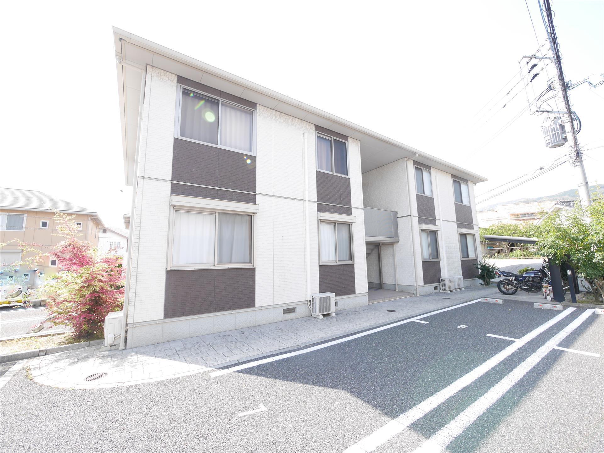 シャーメゾン朽網II A棟