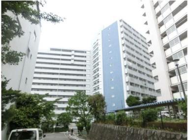 戸山ハイツ27号棟