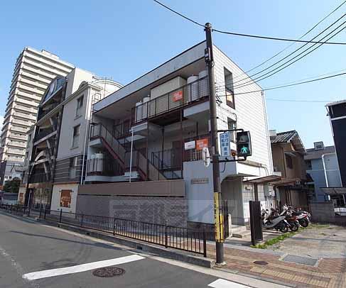 マンションシャトウ