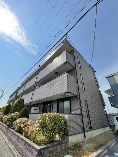 アンプルールフェール ルミエール富木