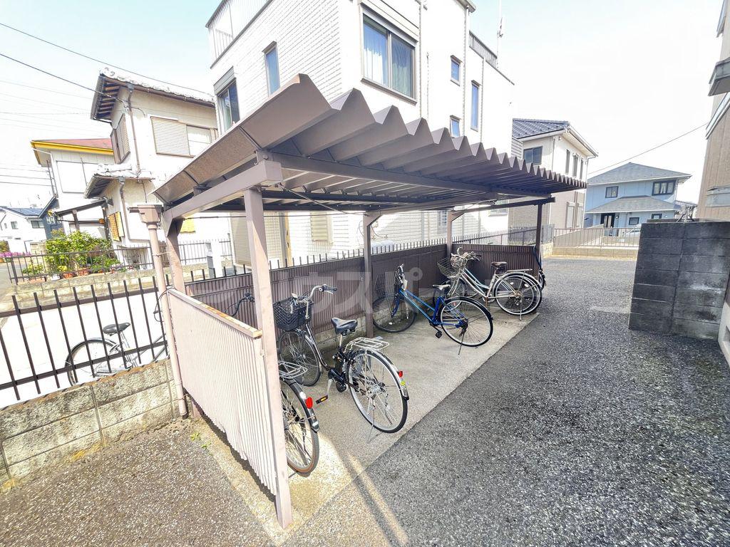 ハイツアラキ
