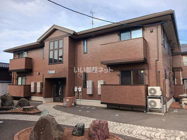蔵漆倶北館