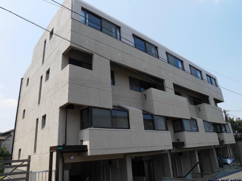 メゾン上富野