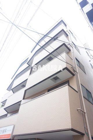 アルファパレス