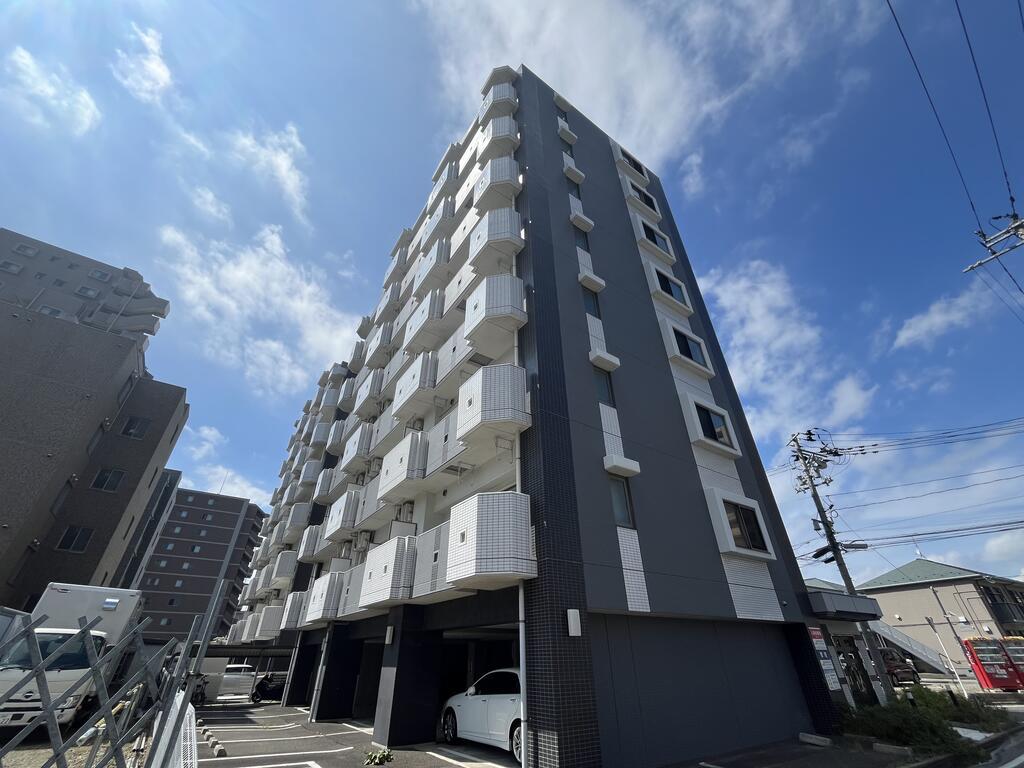 サンヴァーリオ新田駅前VI