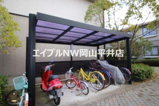 サンビレッジ西大寺 E