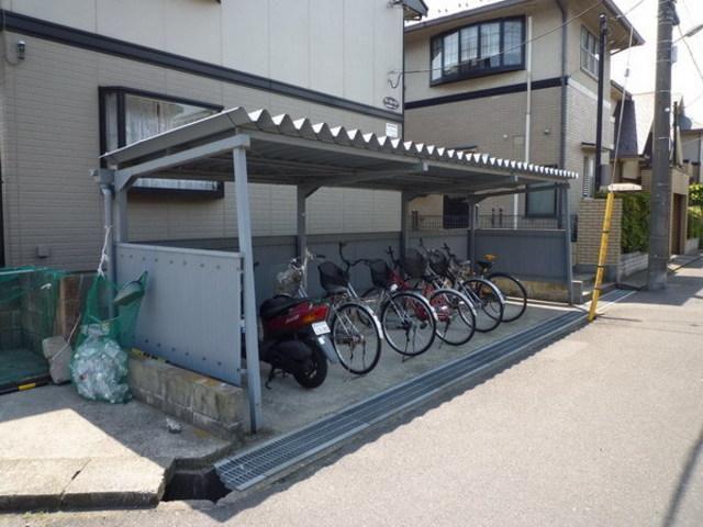 ドゥ・クレージュ