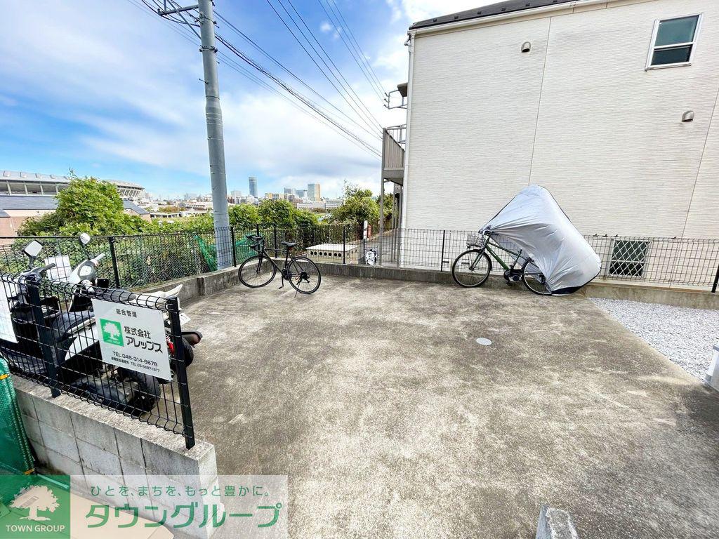アンソレイエ鳥山町