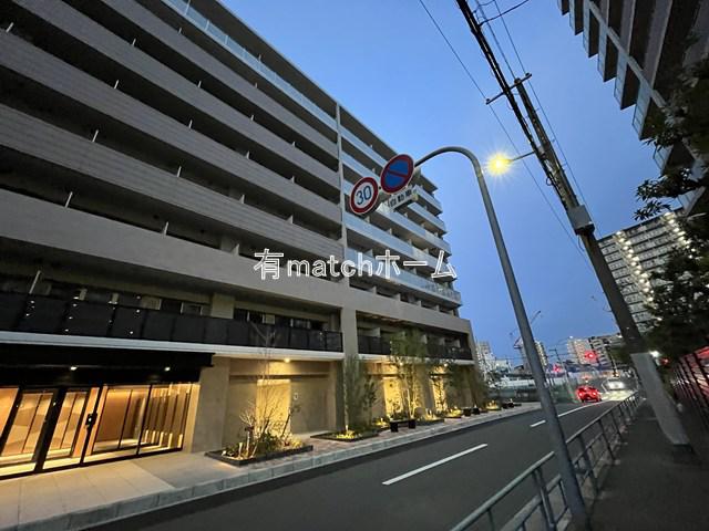 プレサンス京橋GREEN YARDアルミラ