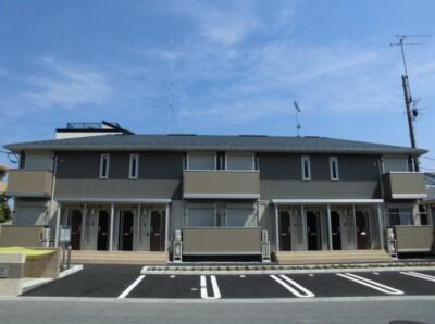 ＪＲ高崎線 籠原駅 徒歩10分 2階建 築11年