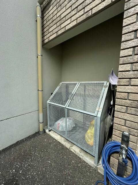ブレッドハウス