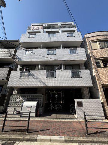アミティー市大前