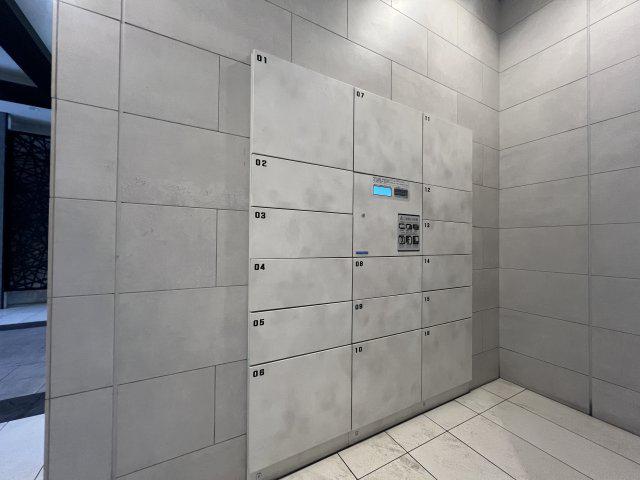 ワールドアイ難波南PORTA