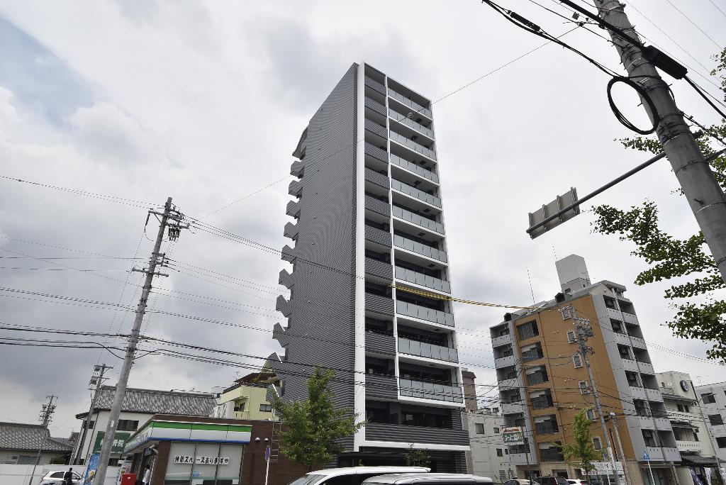 オープンブルーム八田