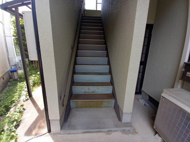 石塚ハイツ