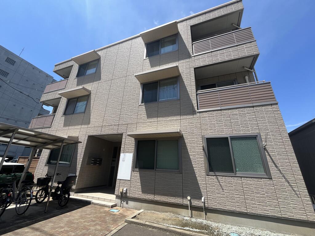 シャーメゾンアゼリア