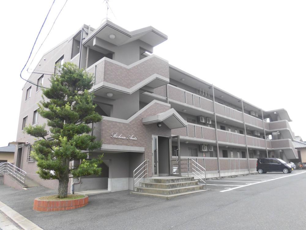 リシェス有田