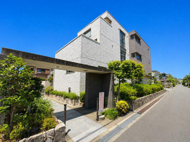 豊中市中桜塚1丁目テラスハウス