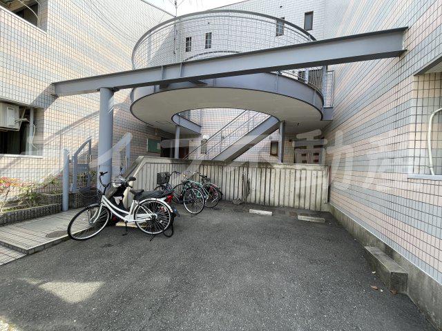 ラ・メゾン中小阪