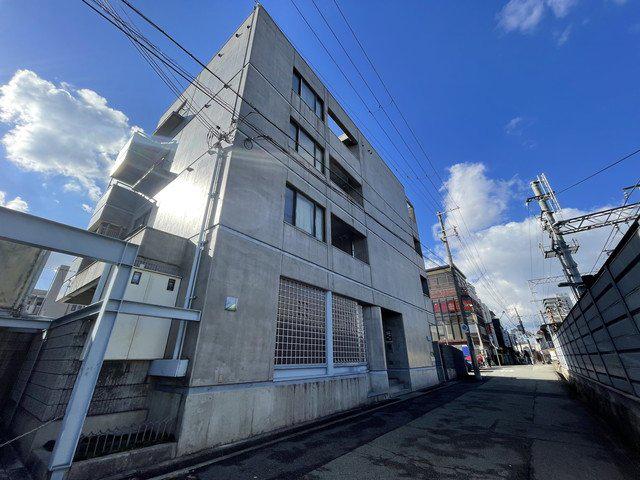 カサ クレモナ西館