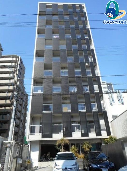 LA FACADE ラ・ファサード