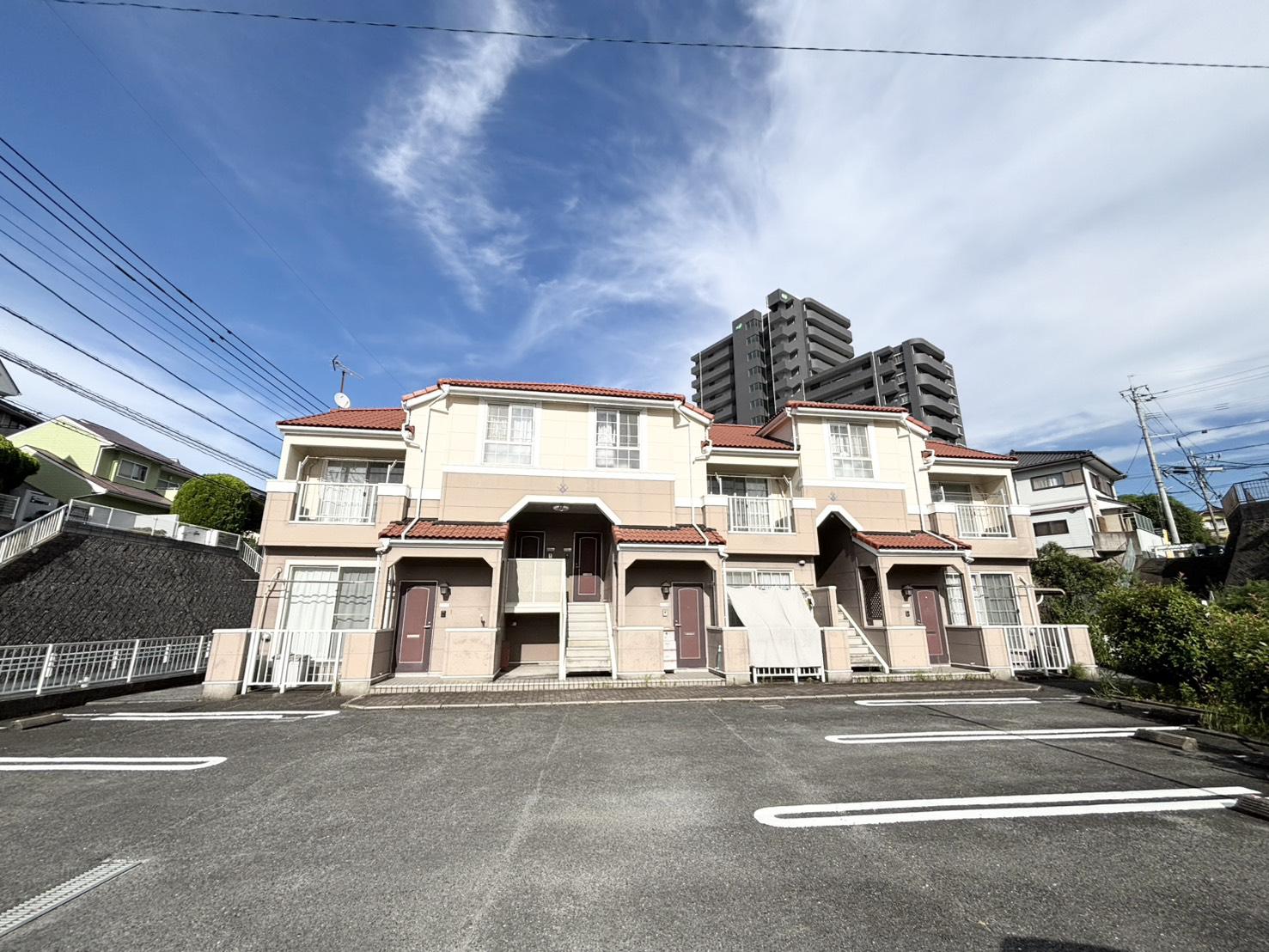 シャルマン浅川