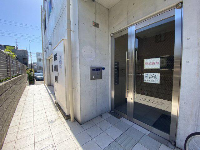 シャンボールWAKAKUSA甲南山手駅前