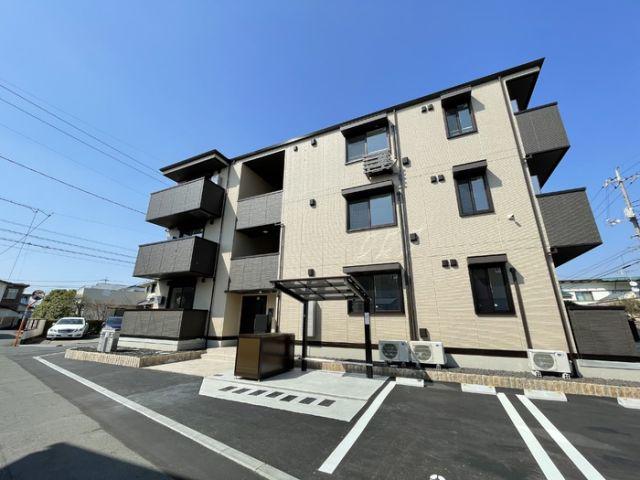 ＪＲ山陽本線 倉敷駅 徒歩21分  築2年(1LDK/2階)