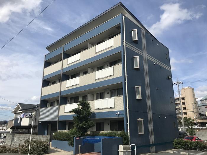 アクアライブラ