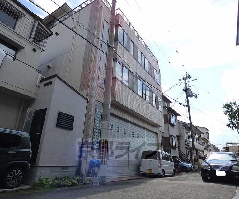 地下鉄烏丸線 鞍馬口駅 徒歩9分 3階建 築35年