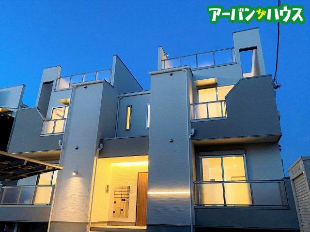 GRANDTIC CUBE 西市