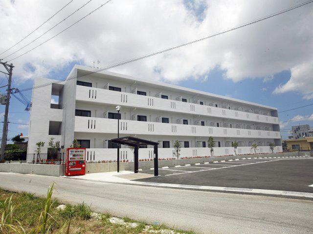 沖縄都市モノレール てだこ浦西駅 徒歩249分 3階建 築17年