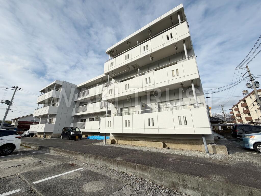 加登屋サンハイツ2号館