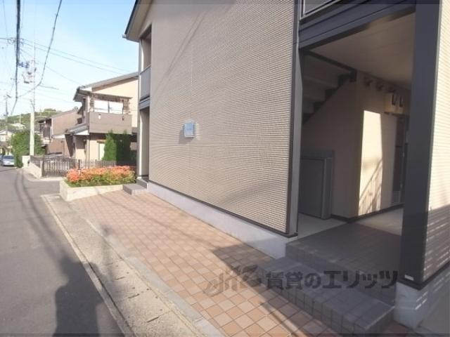レオパレス鳴滝