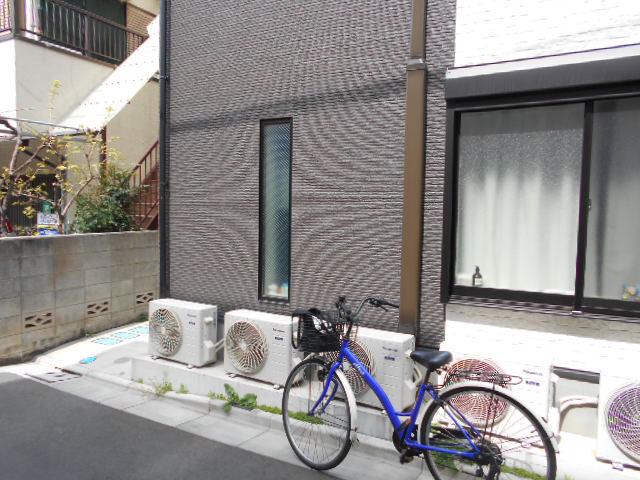 PHILIPS HOUSE