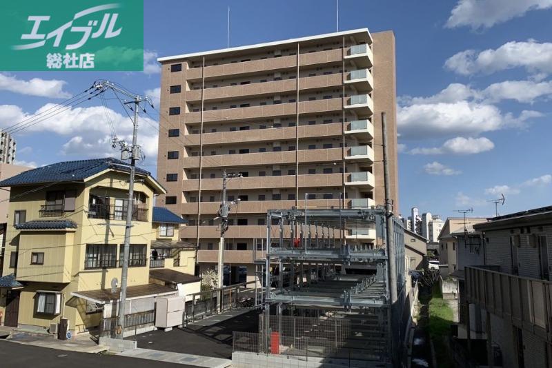 ベラカーササウス
