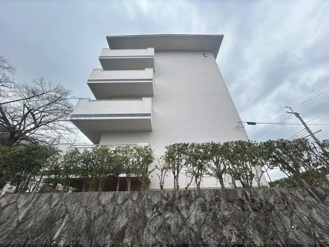 円明寺ヶ丘団地C棟